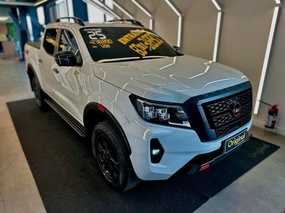 NISSAN FRONTIER 2.3 16V TURBO DIESEL PRO4X CD 4X4 AUTOMÁTICO NISSAN FRONTIER 2.3 16V TURBO DIESEL PRO4X CD 4X4 AUTOMÁTICO